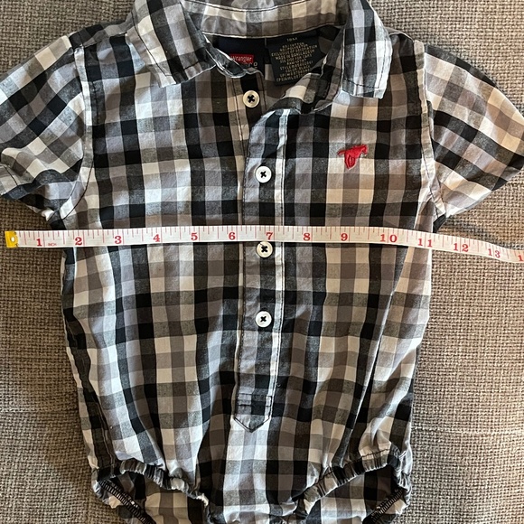 Wrangler Infant Boys Black Plaid Bodysuit 18‎ Months & Lee Sweatshirt - Picture 6 of 6